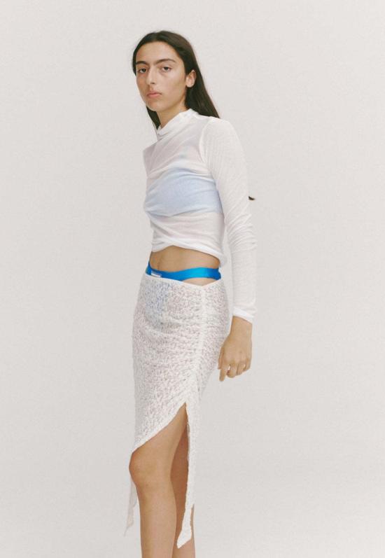  퍼머넌트 베케이션 터틀넥 커넥션  화이트 - PERMANENT VACATION