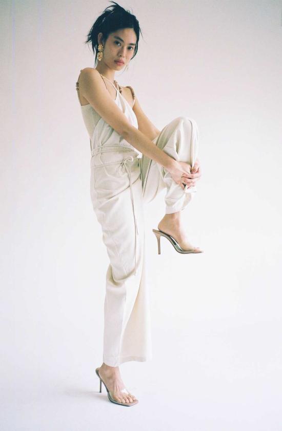  베이스레인지 점프수트 Baserange Undyed Ligo  화이트 - BASERANGE