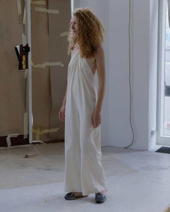  베이스레인지 점프수트 Baserange Undyed Ligo  화이트 - BASERANGE