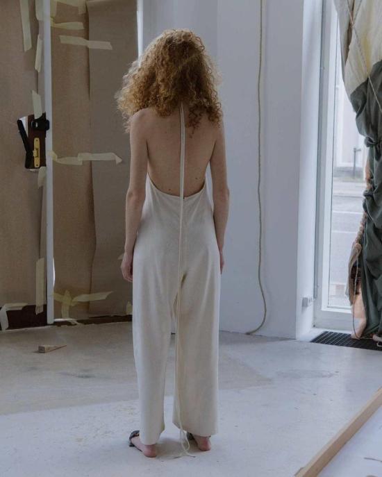  베이스레인지 점프수트 Baserange Undyed Ligo  화이트 - BASERANGE