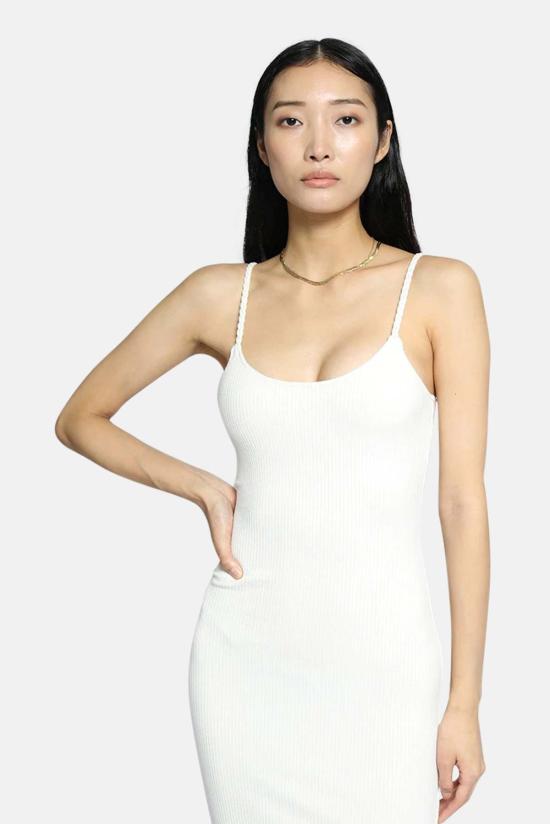  더레인지 미디 원피스 레인지 알로이 리브 브레이디드 스트랩 미디 드레스 라이트 쉘