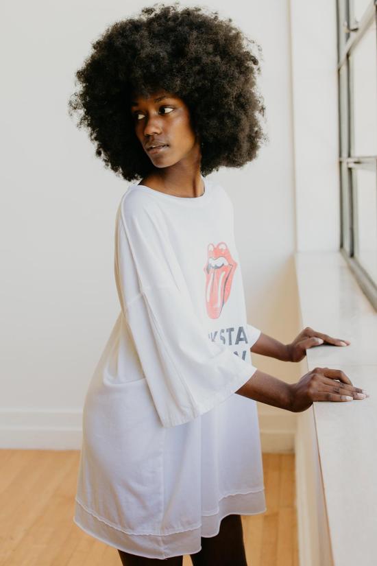  피플 오브 레이저 반팔 티셔츠 롤링스톤즈 백스테이지 크루 오버사이즈 티셔츠 - PEOPLE OF LAISURE