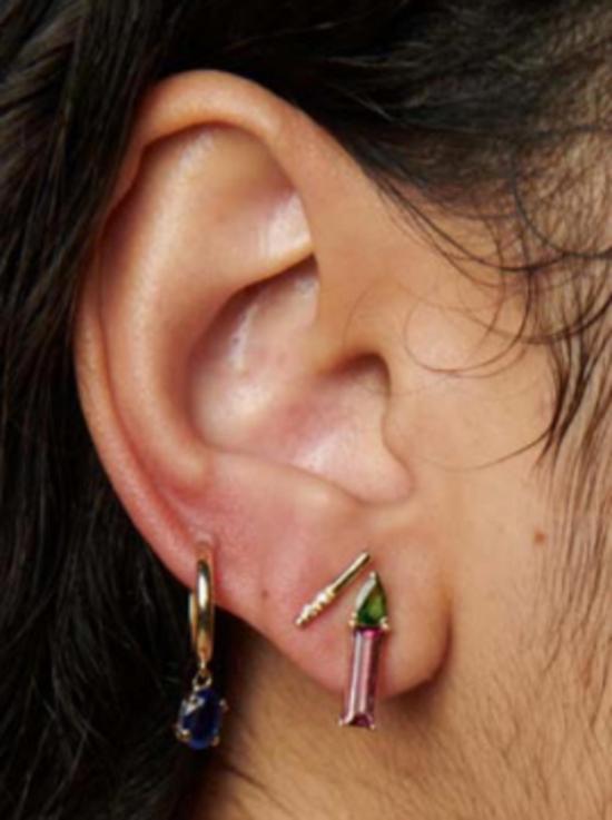  로렌 스튜어트 이어링 라 샹델 스터드 전기석