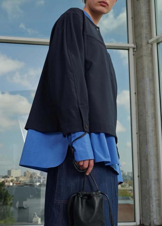  쉐르 블라우스 수르 튀니지  네이비 - SOEUR