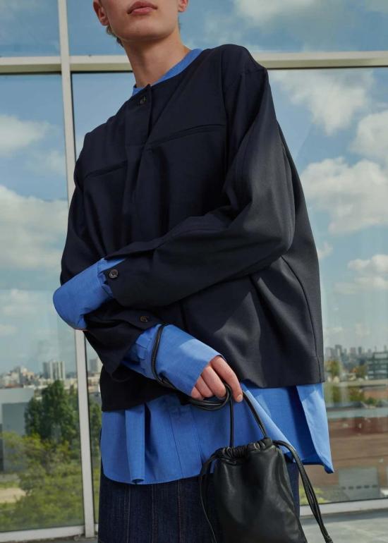  쉐르 블라우스 수르 튀니지  네이비 - SOEUR