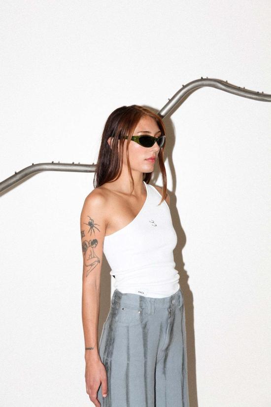  케이코 민소매 티셔츠 Kk Co 피어싱 원 숄더 리브 탱크 화이트