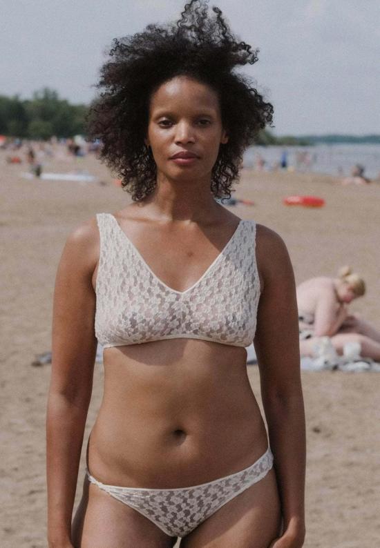  베이스레인지 브라 크레센트 세트 언다이드