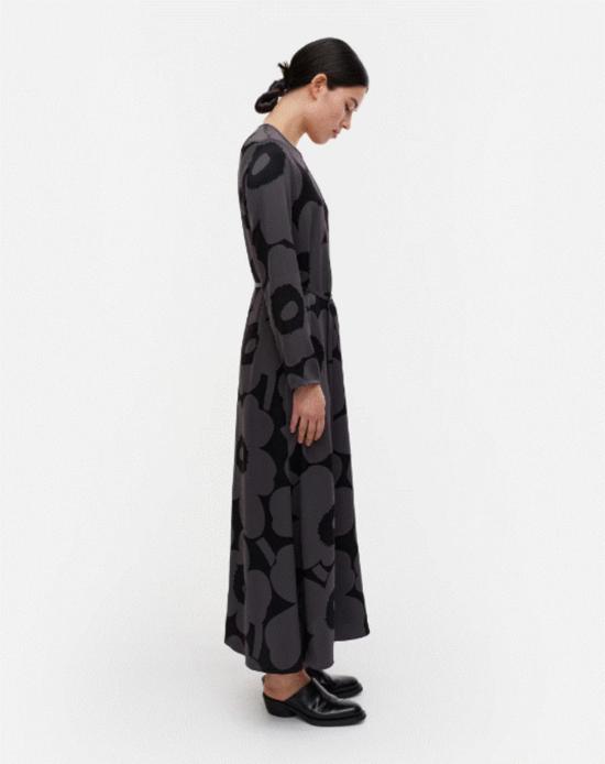  마리메꼬 롱 원피스 Marimekko Mennyt Unikko 드레스 블랙 - MARIMEKKO