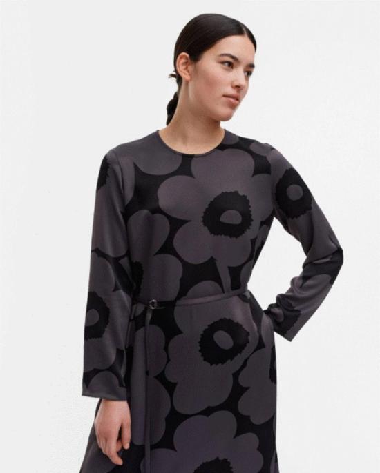  마리메꼬 롱 원피스 Marimekko Mennyt Unikko 드레스 블랙 - MARIMEKKO