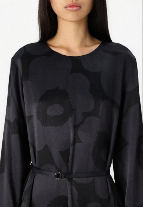  마리메꼬 롱 원피스 Marimekko Mennyt Unikko 드레스 블랙 - MARIMEKKO