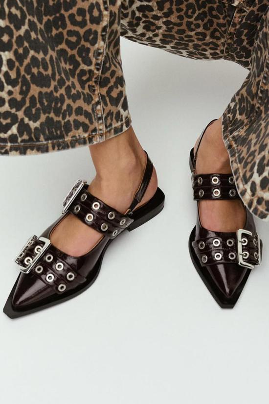  가니 플랫 슈즈 청키 버클 발레리나 버건디