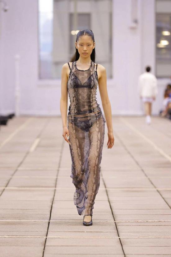  프리스카베라 민소매 티셔츠 스네이크 메시 탱크탑 스네이크 프린트 - PRISCAVERA