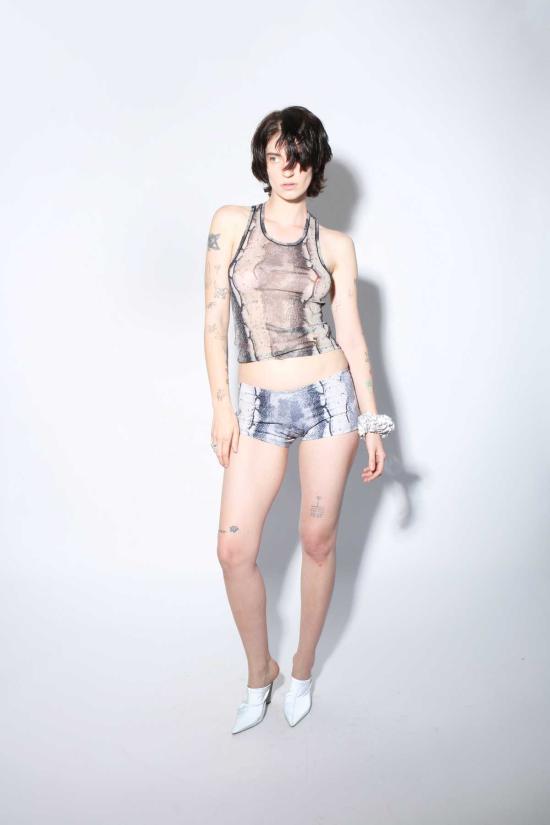  프리스카베라 민소매 티셔츠 스네이크 메시 탱크탑 스네이크 프린트 - PRISCAVERA