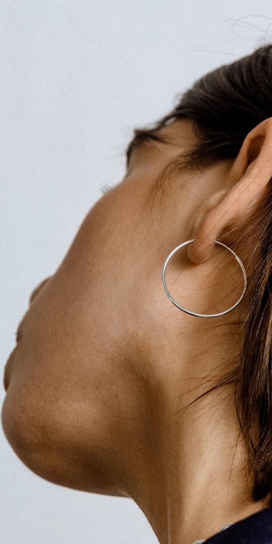  로렌 스튜어트 이어링 라일리 후프스 - LOREN STEWART