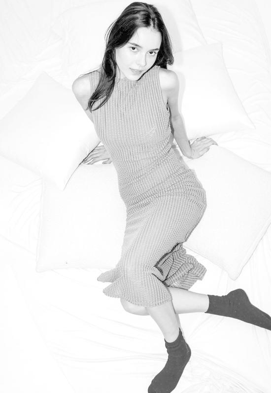  파이드 미 나우 미디 원피스 Find Me Now Addison 시어서커 미디 드레스 - FIND ME NOW