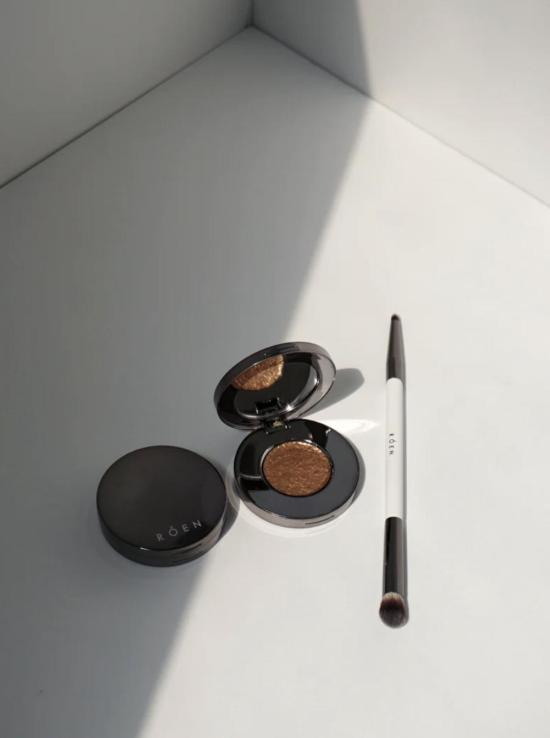  Roen 로엔 에브리씽 아이브러쉬 실버 - OTHER BRANDS