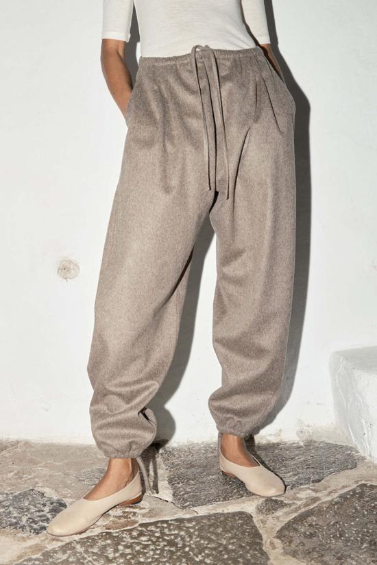  다두라 스트레이트 팬츠 Datura Loden 울 검도 팬츠 Taupe - DATURA