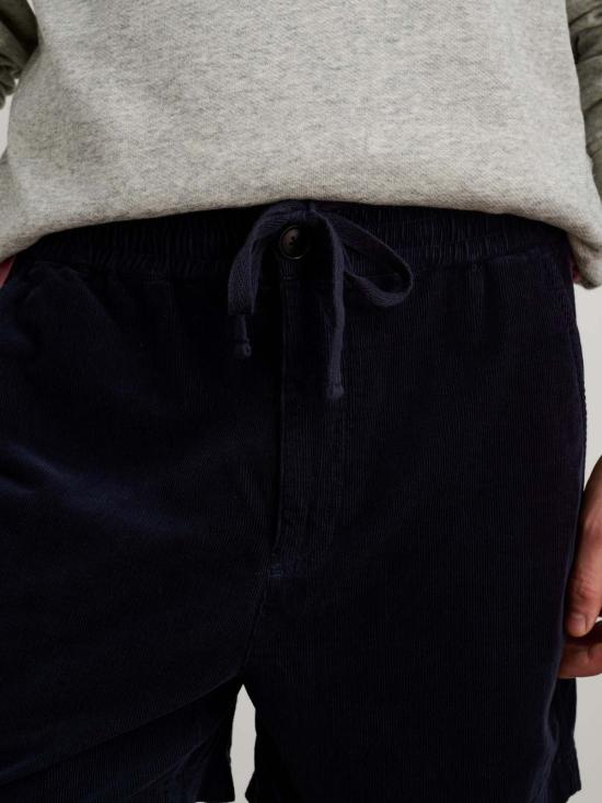  알렉스 밀 숏팬츠 풀온 숏 파인 웨일 코듀로이 다크 네이비 - ALEX MILL
