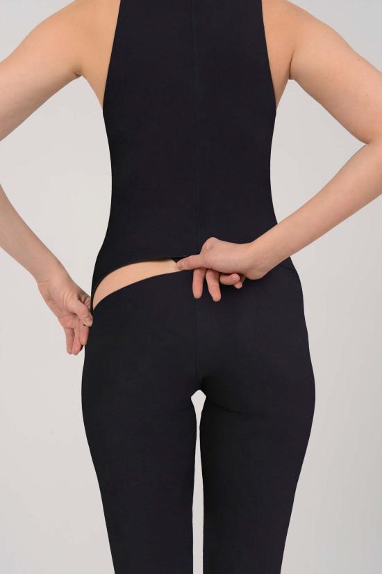  모노수트 민소매 티셔츠 슬리브리스 하이넥 지퍼업 바디수트 블랙 - MONOSUIT