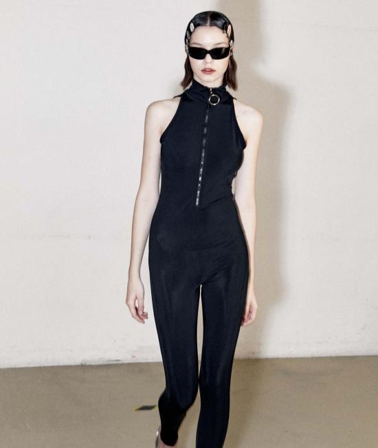  모노수트 민소매 티셔츠 슬리브리스 하이넥 지퍼업 바디수트 블랙 - MONOSUIT