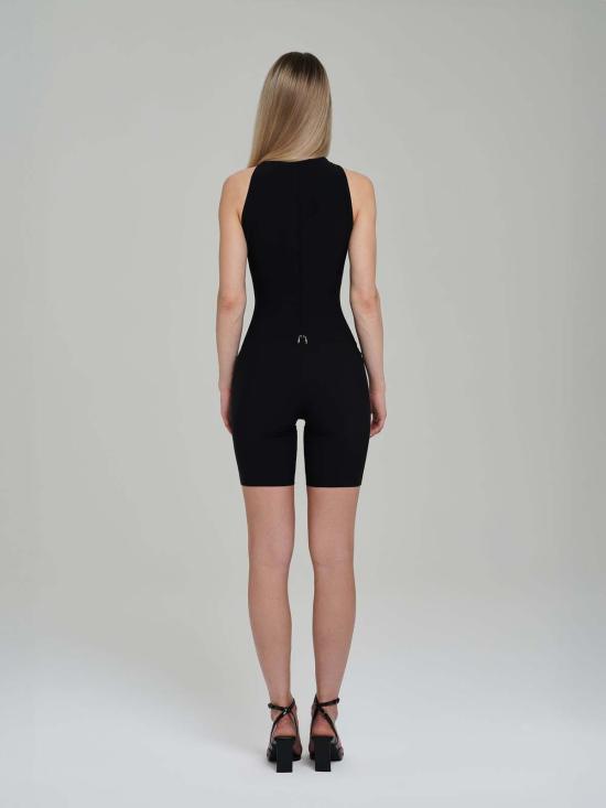  모노수트 숏팬츠 하이넥 지퍼업 슬리브리스 운동 반바지 바디수트 블랙 - MONOSUIT