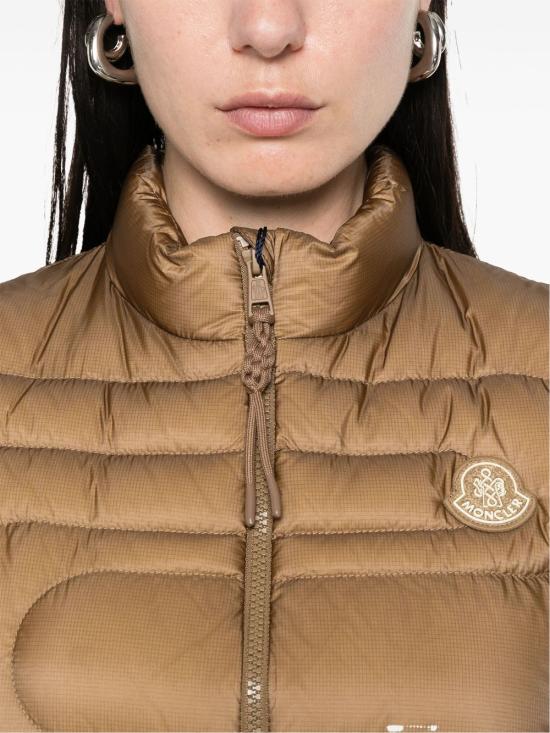  몽클레어 베스트 K10931A00020598BX - MONCLER