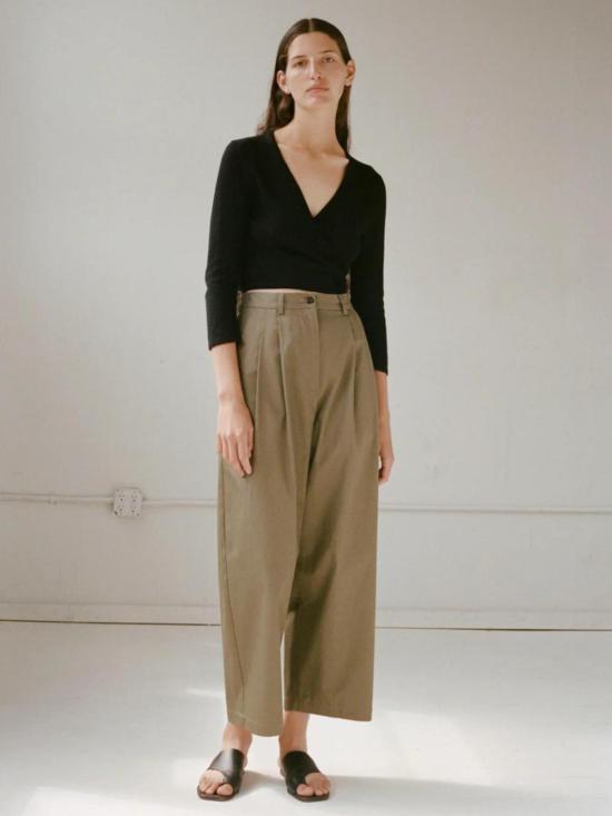  샤이나 모트 반팔 티셔츠 엘사  오닉스 - SHAINA MOTE