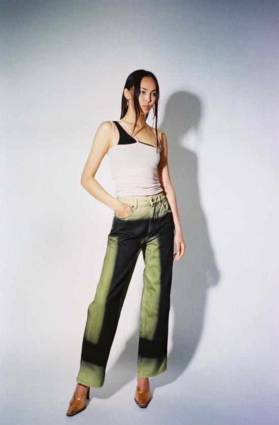  베이스레인지 민소매 티셔츠 Nida Tank Laut Pink