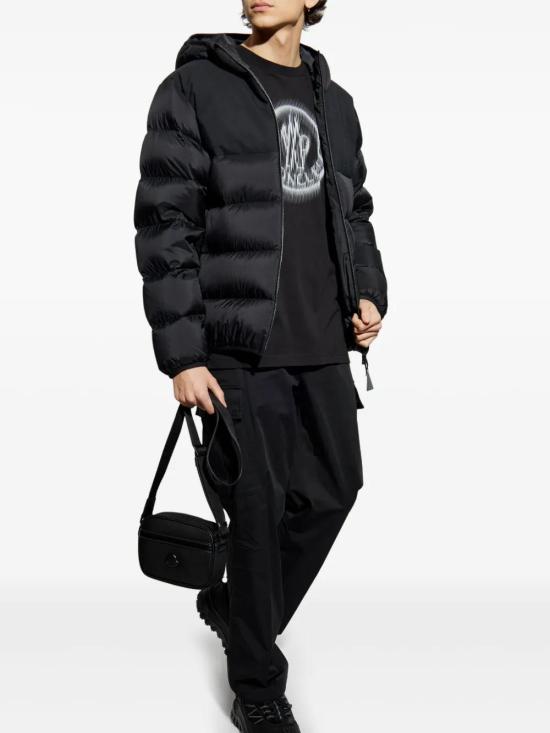  몽클레어 반팔 티셔츠 K10918C0000489A17 black - MONCLER