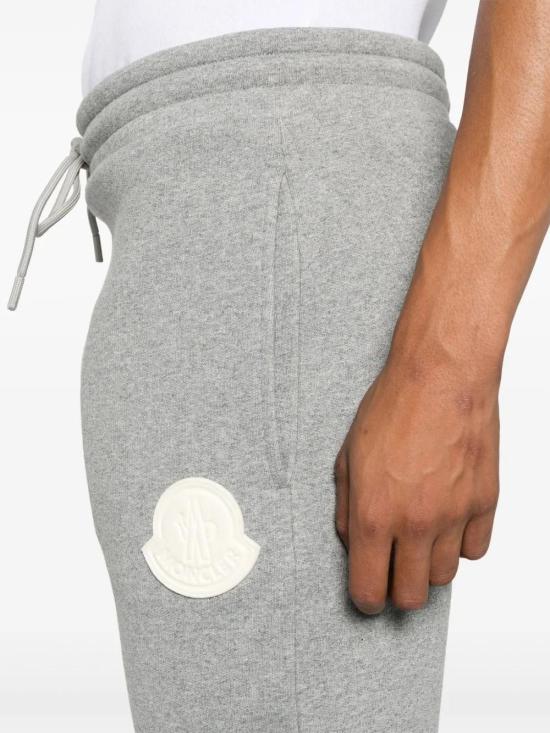  몽클레어 트레이닝/조거 팬츠 J20918H00020809KX grey - MONCLER