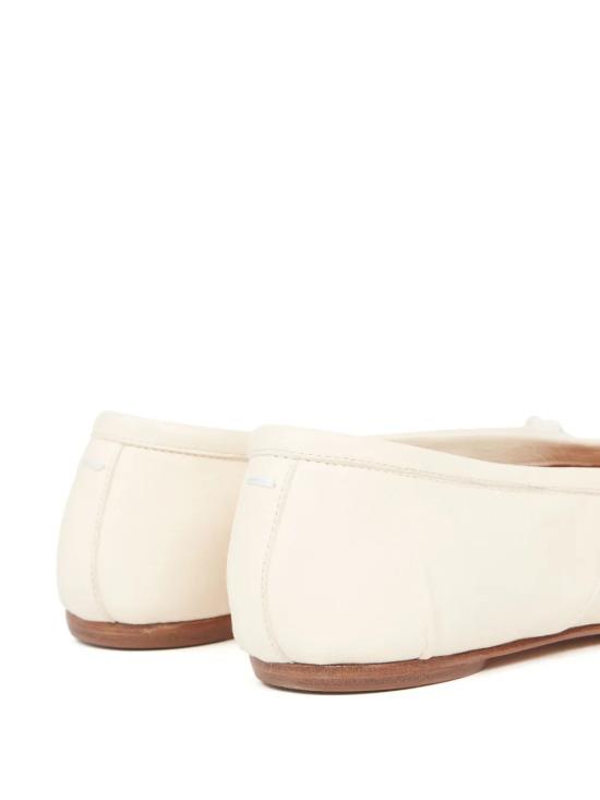 25SS 마르지엘라 플랫 슈즈 S58WZ0127P6378 T1003 - MAISON MARGIELA