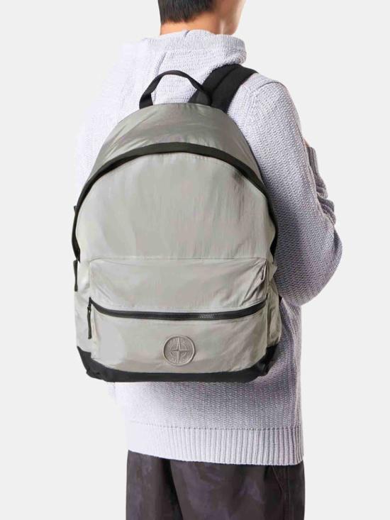 25SS 스톤 아일랜드 백팩 K1S159200009S0076V0061 PEARL GREY DOM - STONE ISLAND