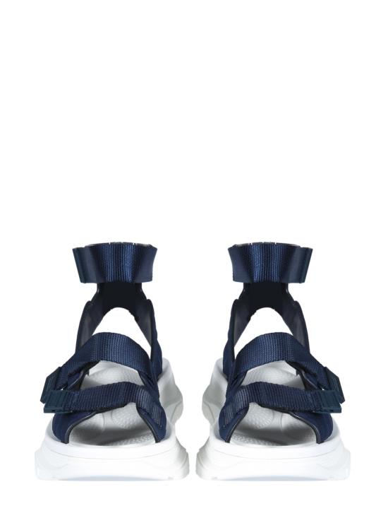 685696 BLUE