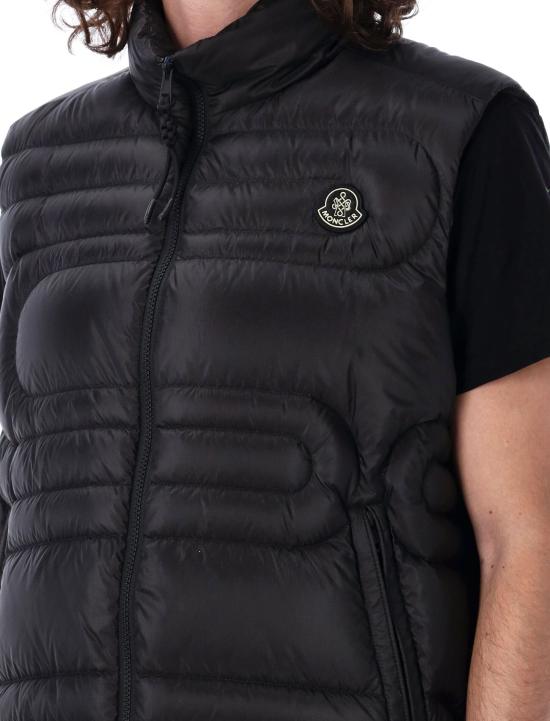 25SS 몽클레어 베스트 1A00019598BX 999 BLACK - MONCLER