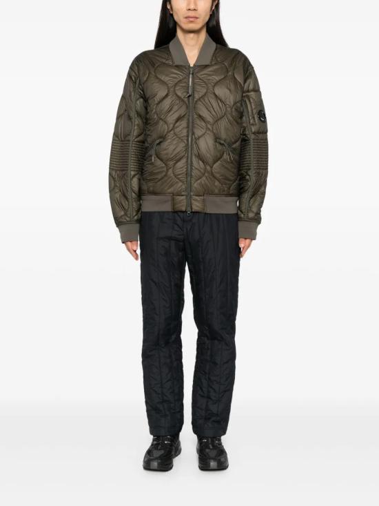  씨피 컴퍼니 패딩 17CMOW010A110158A olive green - C.P. COMPANY