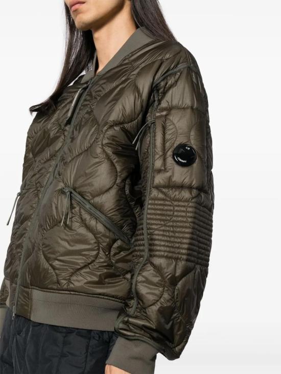  씨피 컴퍼니 패딩 17CMOW010A110158A olive green - C.P. COMPANY