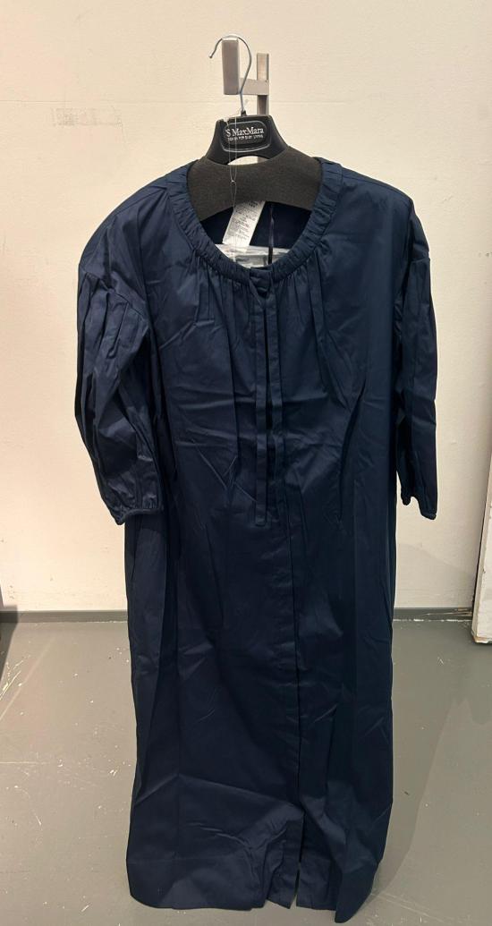  막스마라 숏 원피스 2392211732600 057