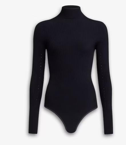 25SS 알라이아 스포츠웨어 AA9B0330K017A 995