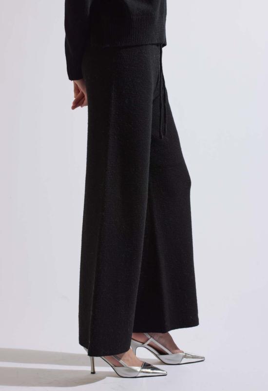  더 엔케이씨 스토어 긴팔 티셔츠 Nkc Store Jessie Wool Pant Set 블랙 - The NKC Store