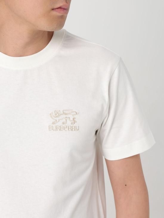 25FW 버버리 로고 프린트 코튼 티셔츠 8101901 White - BURBERRY