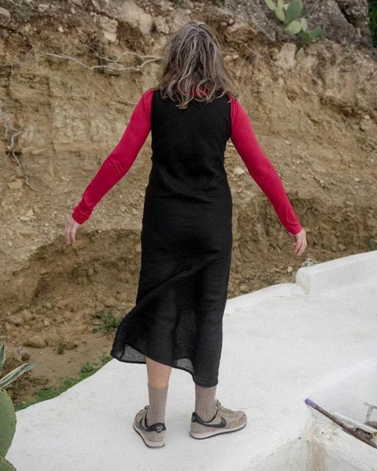  베이스레인지 미디 원피스 Baserange Dydine 하트 탱크 드레스 블랙 - BASERANGE