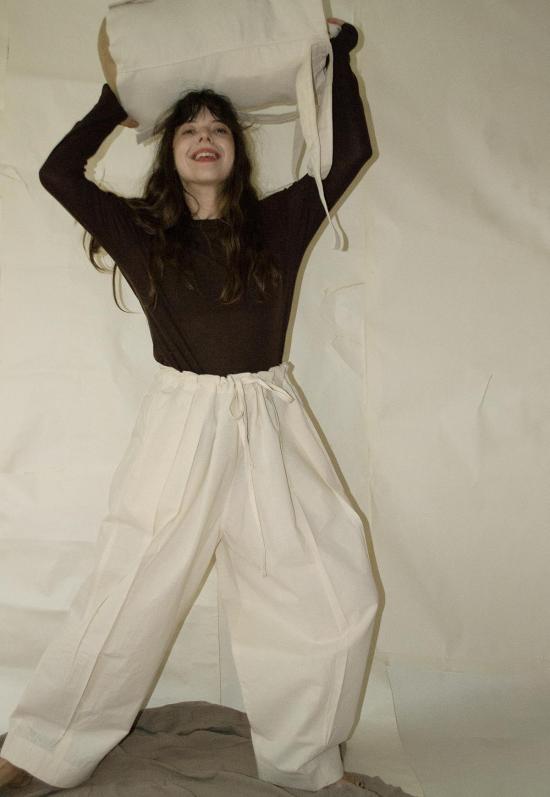  Many Rhizomes 스트레이트 팬츠 많은 뿌리줄기 퍼피 플리츠 팬츠