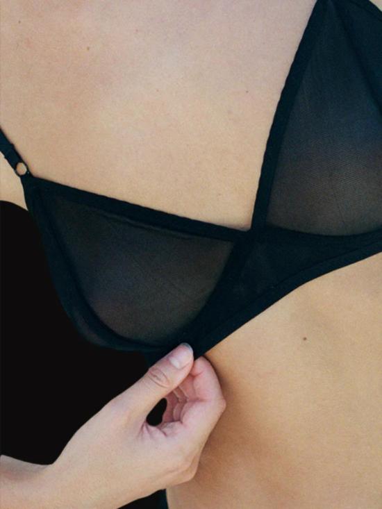  KYE Intimates 브라 카이 인티메이트 폼  블랙