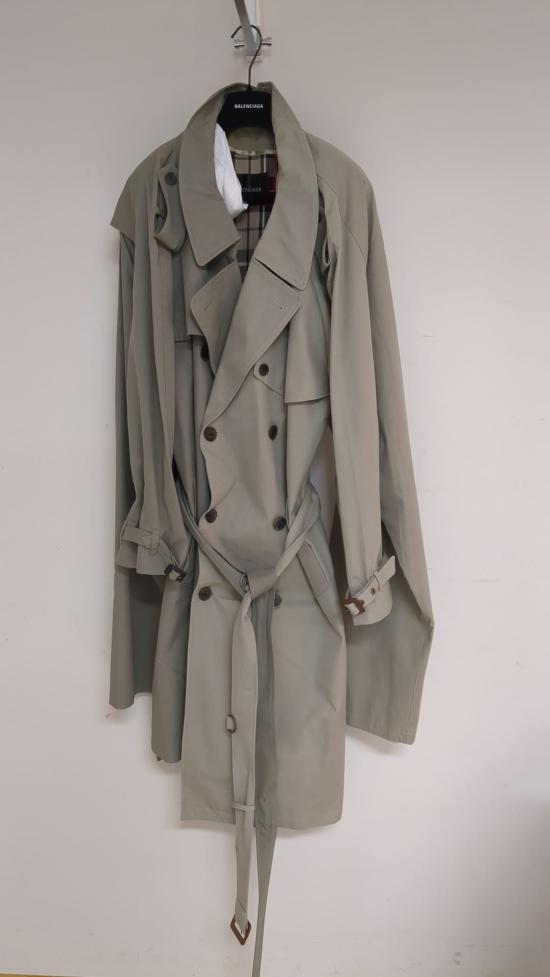  발렌시아가 코트 790758 TKP07 9501