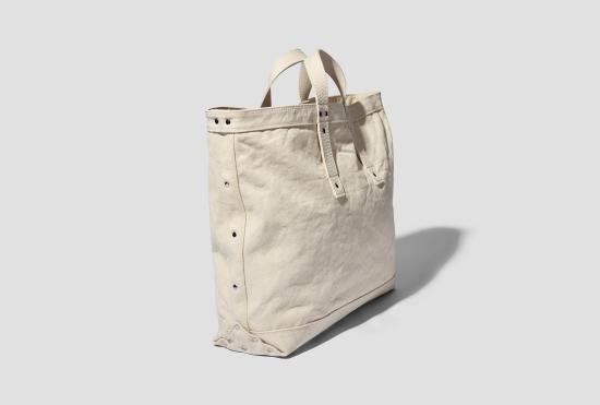 25SS TAIGA TAKAHASHI / T.T 토트백 LOT.023 석탄백 - 아이보리 TTSS25023 오프화이트 - TAIGA TAKAHASHI