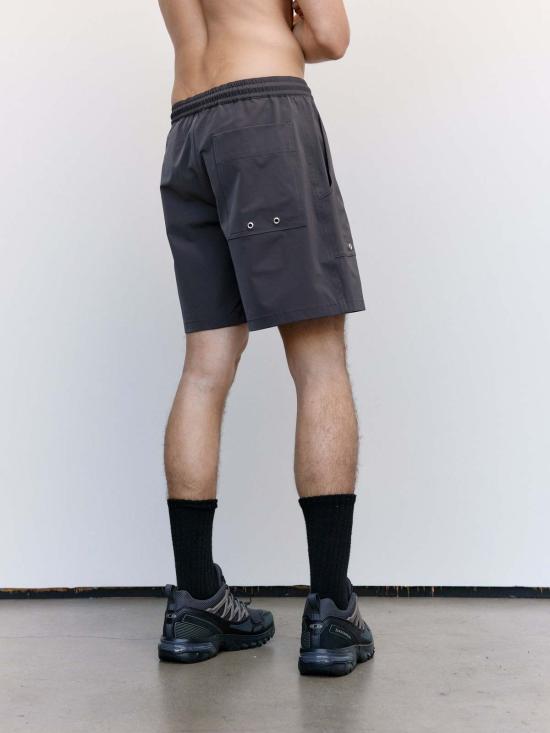  맨틀 스윔팬츠 R18 N9 수영용 워터 숏 그레이 - MAN-TLE