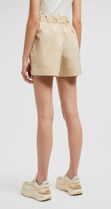 25SS 몽클레어 숏팬츠 K10982B00003 597SL23P - MONCLER