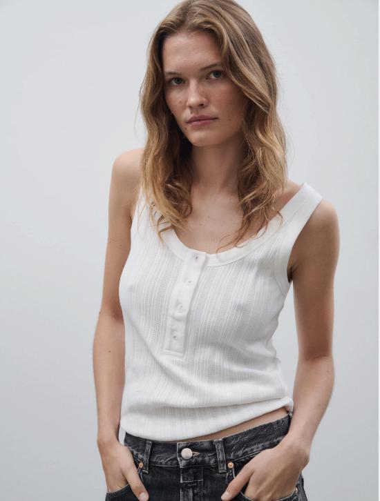 25SS 클로즈드 민소매 티셔츠 C95562 424 22218 - CLOSED