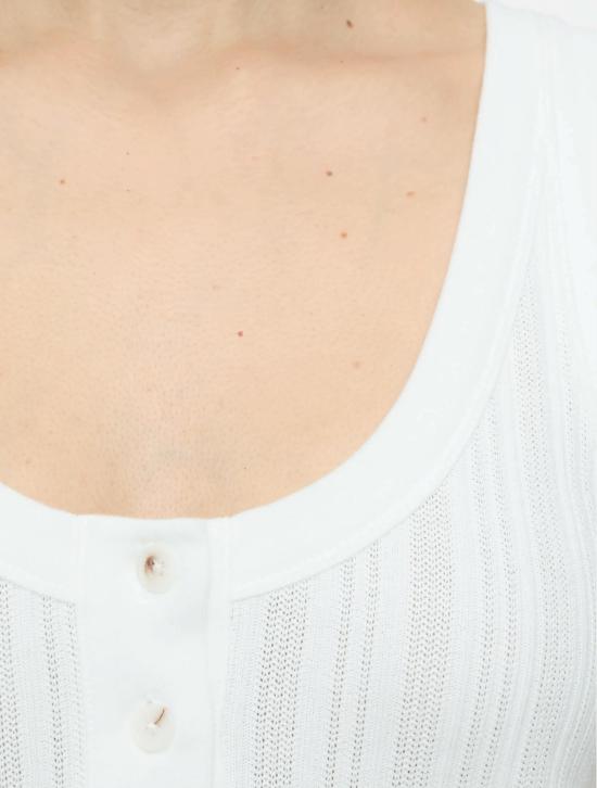 25SS 클로즈드 민소매 티셔츠 C95562 424 22218 - CLOSED