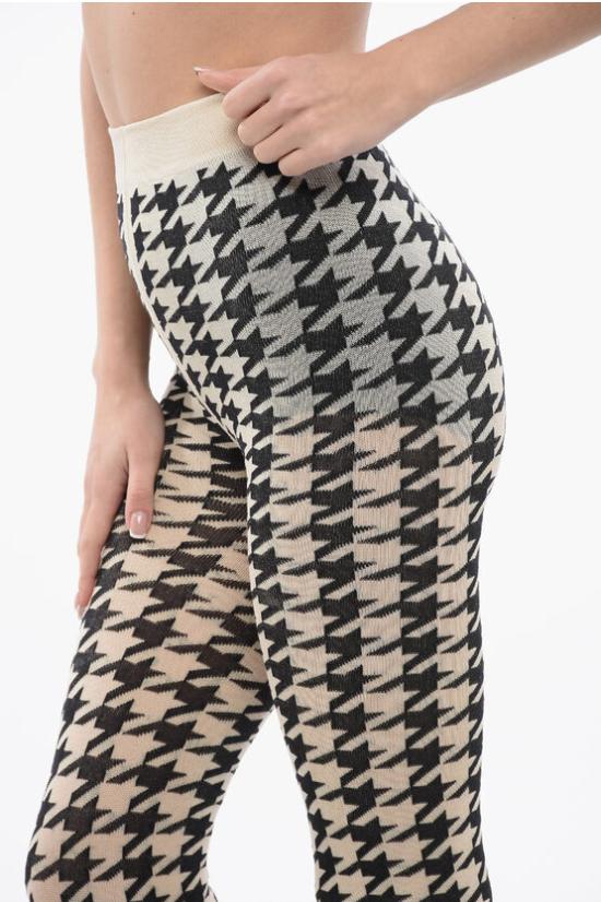  버버리 양말 8079835 A1189 CALICO BLACK Black White - BURBERRY